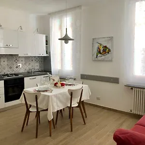 Temporary House De' Giudei , Bologna Italia